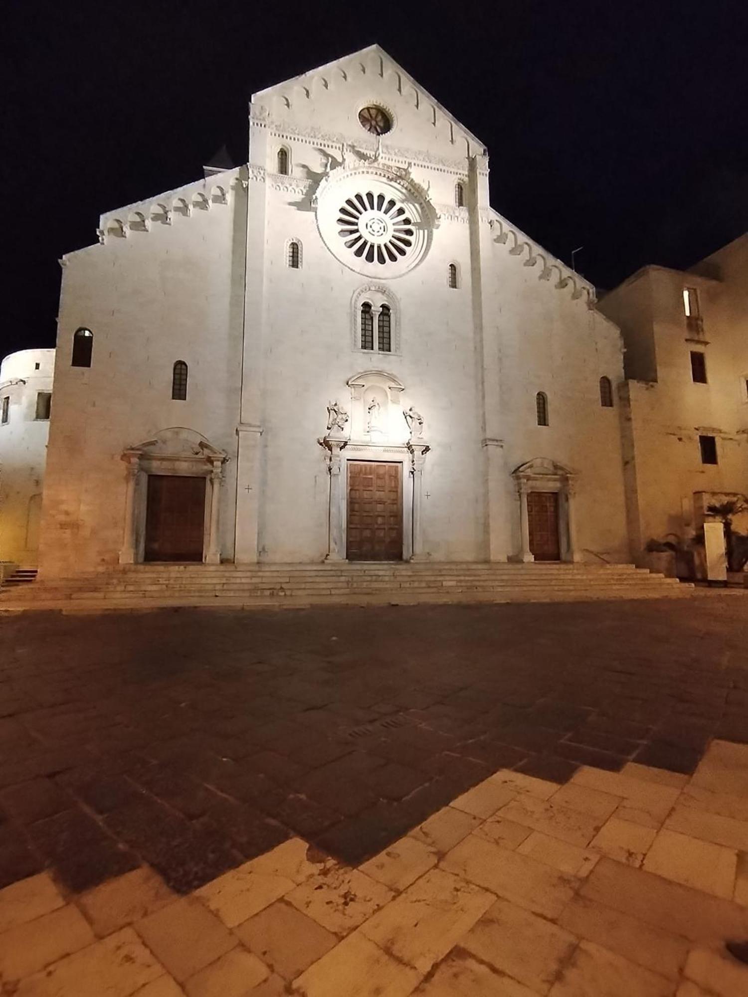 La Palazzina Dei Fiori Villa Bari Bagian luar foto