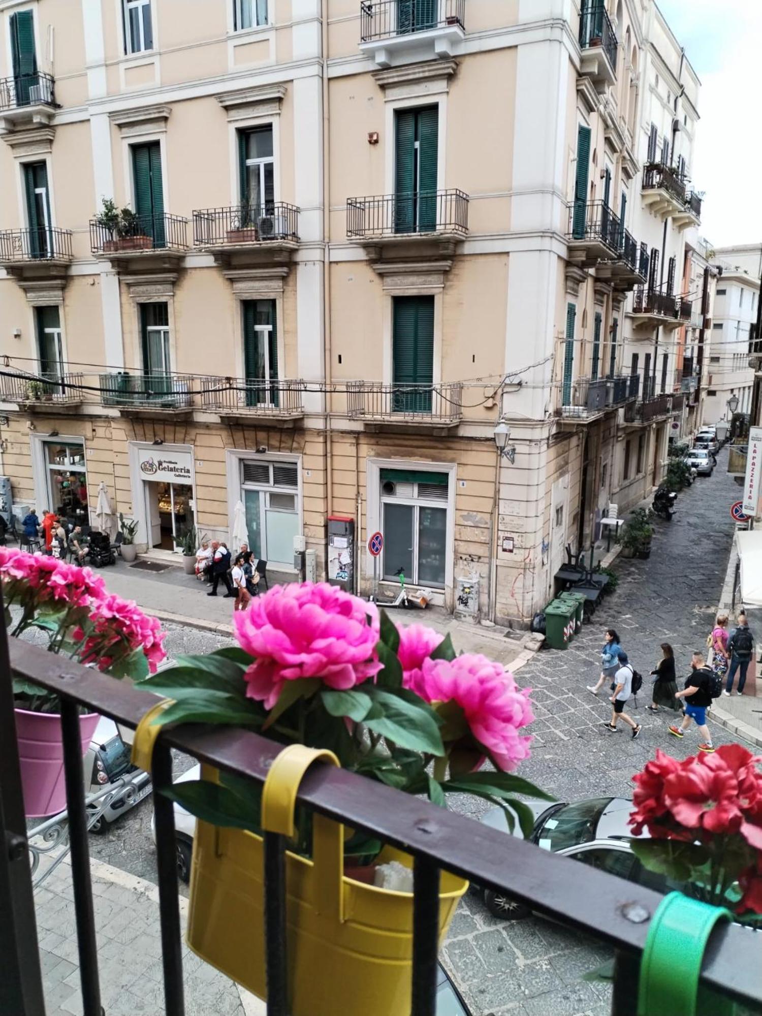 La Palazzina Dei Fiori Villa Bari Bagian luar foto
